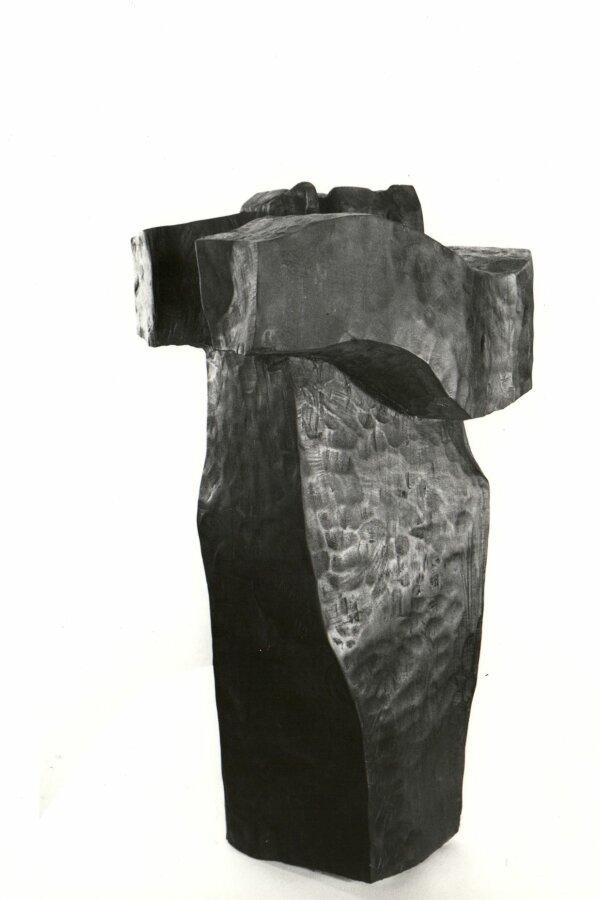 Ves na horizontě, dřevo 197? Autor foto: Josef Tichý